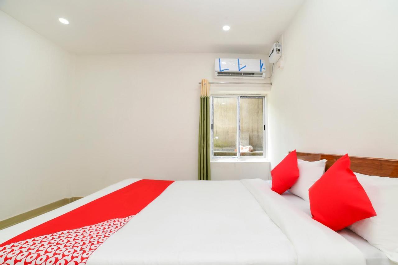Oyo 40893 Hotel Lotus Ґувахаті Екстер'єр фото