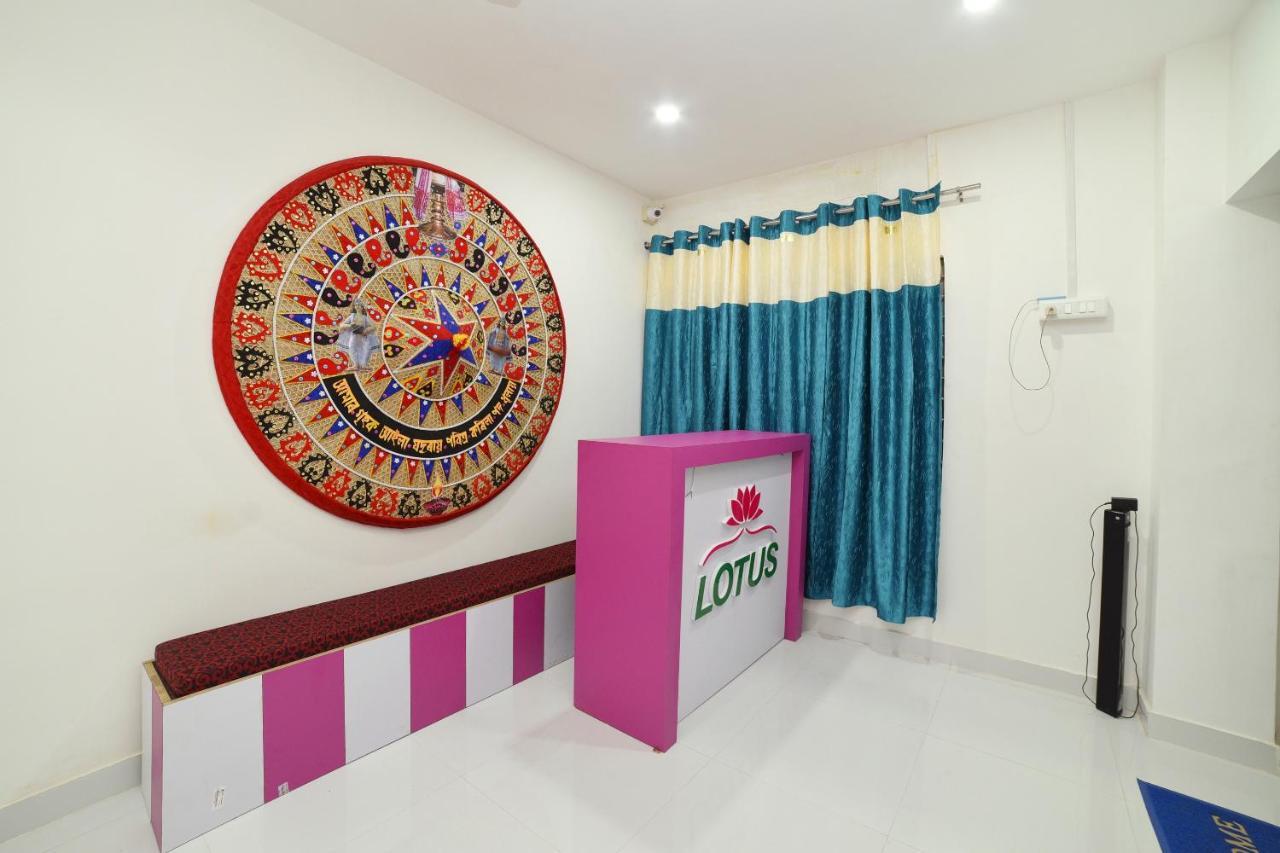 Oyo 40893 Hotel Lotus Ґувахаті Екстер'єр фото